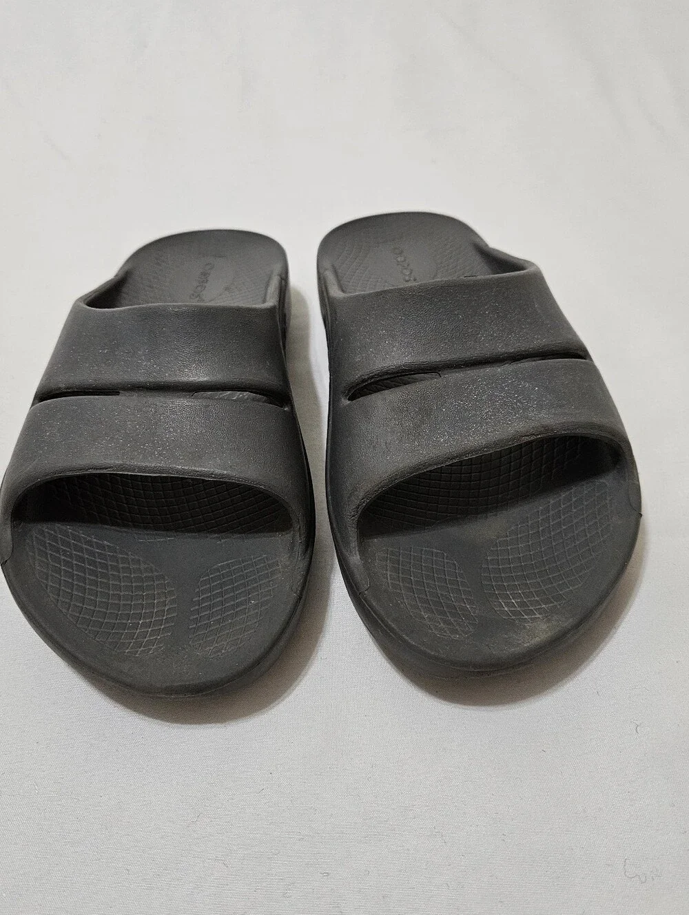 OOFOS OOAHH Recovery Slippers Unisex Mens 6 Womens 8 Gray
